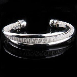 Elegant 925 White Silver Mesh Bangle